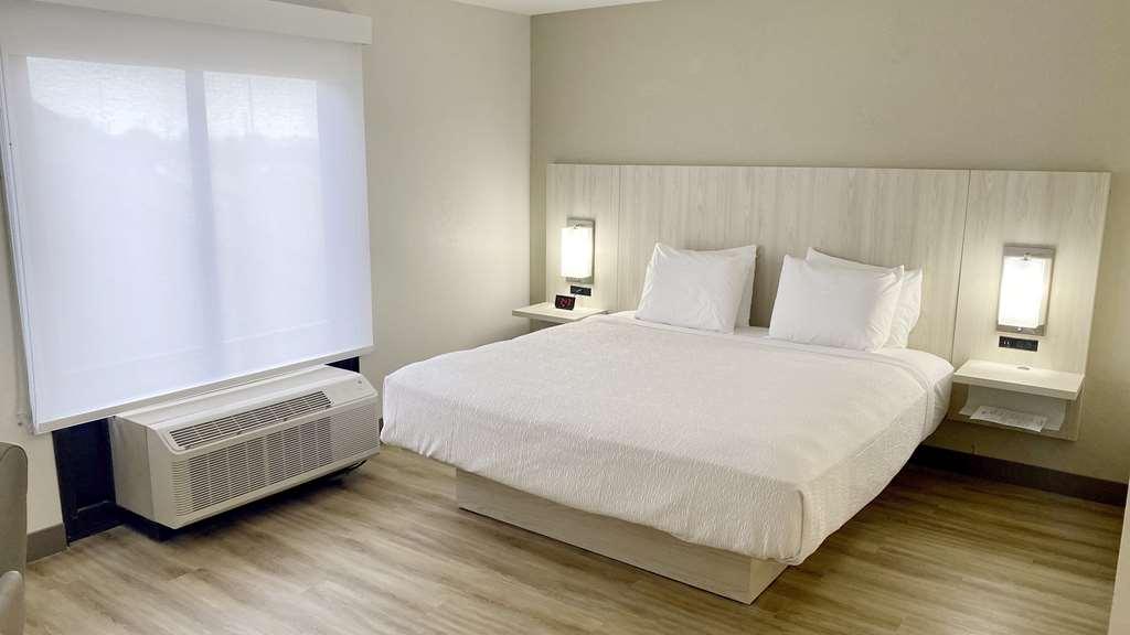 Best Western Plus Sugar Land/Stafford Room photo