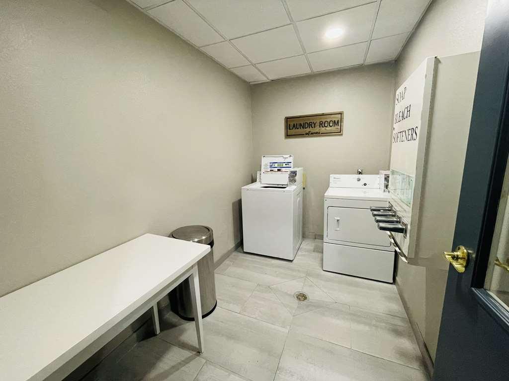 Best Western Plus Sugar Land/Stafford Facilities photo