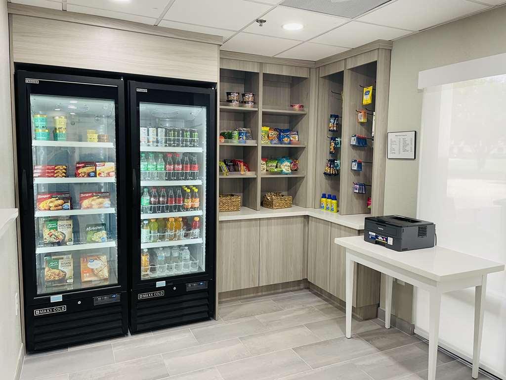 Best Western Plus Sugar Land/Stafford Facilities photo