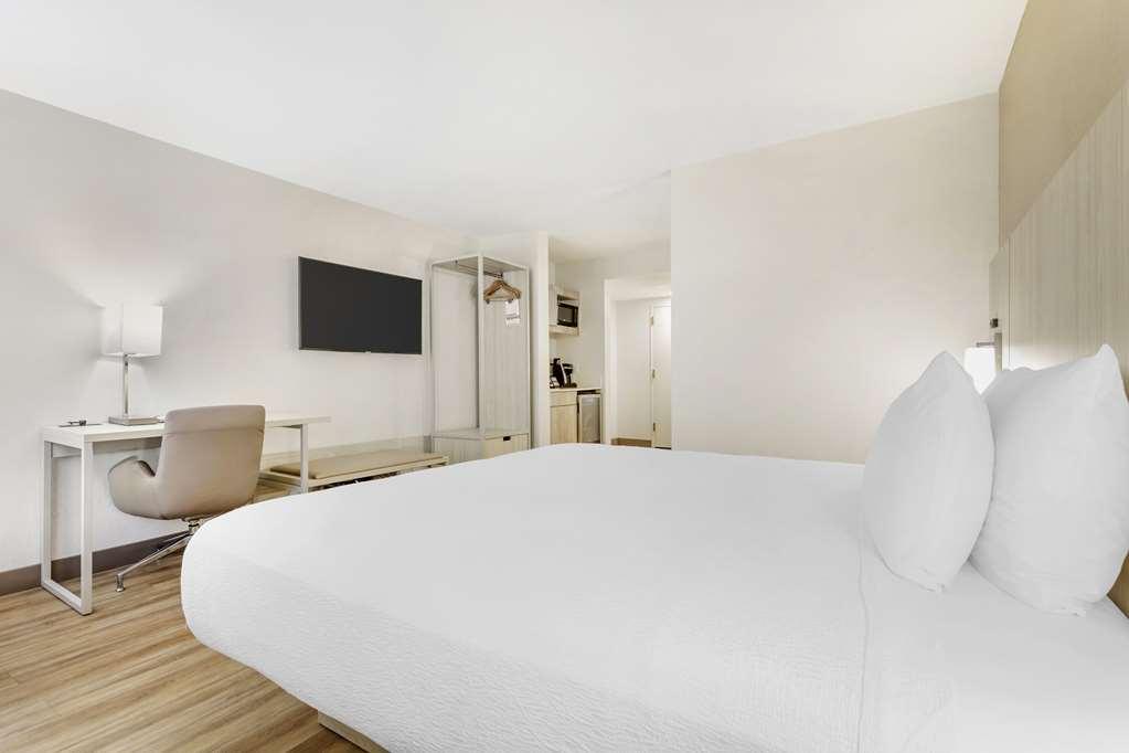 Best Western Plus Sugar Land/Stafford Room photo