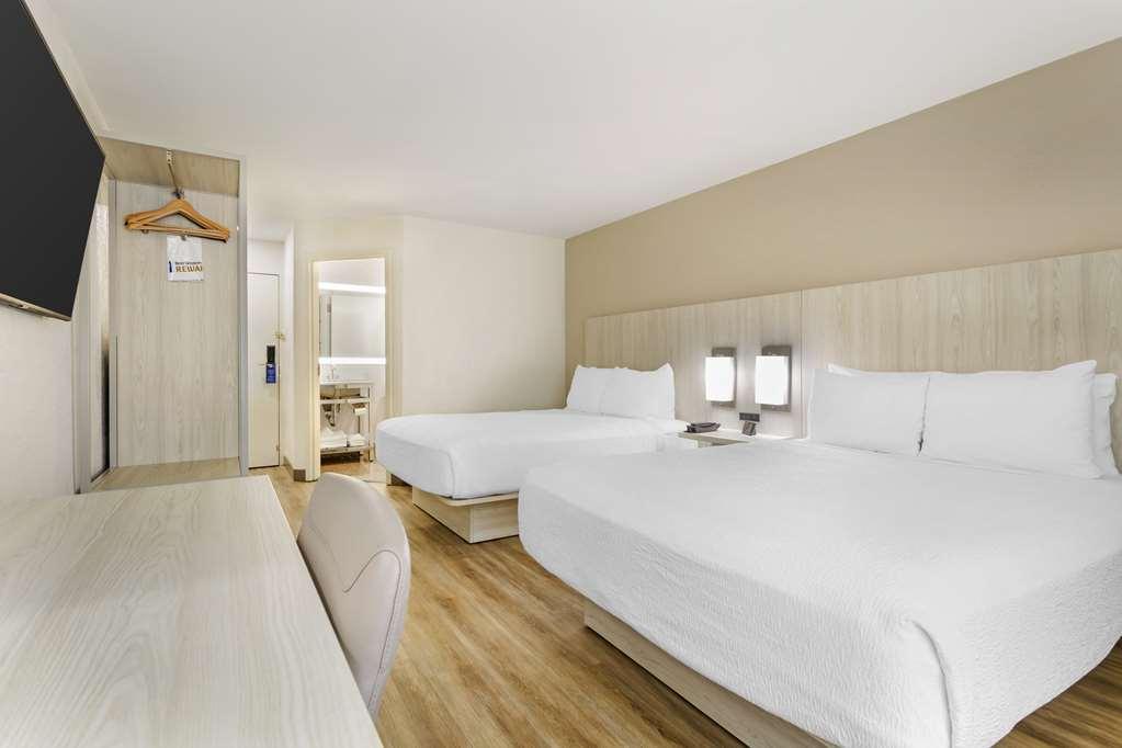 Best Western Plus Sugar Land/Stafford Room photo