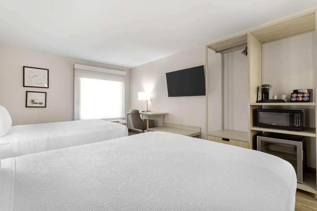 Best Western Plus Sugar Land/Stafford Room photo