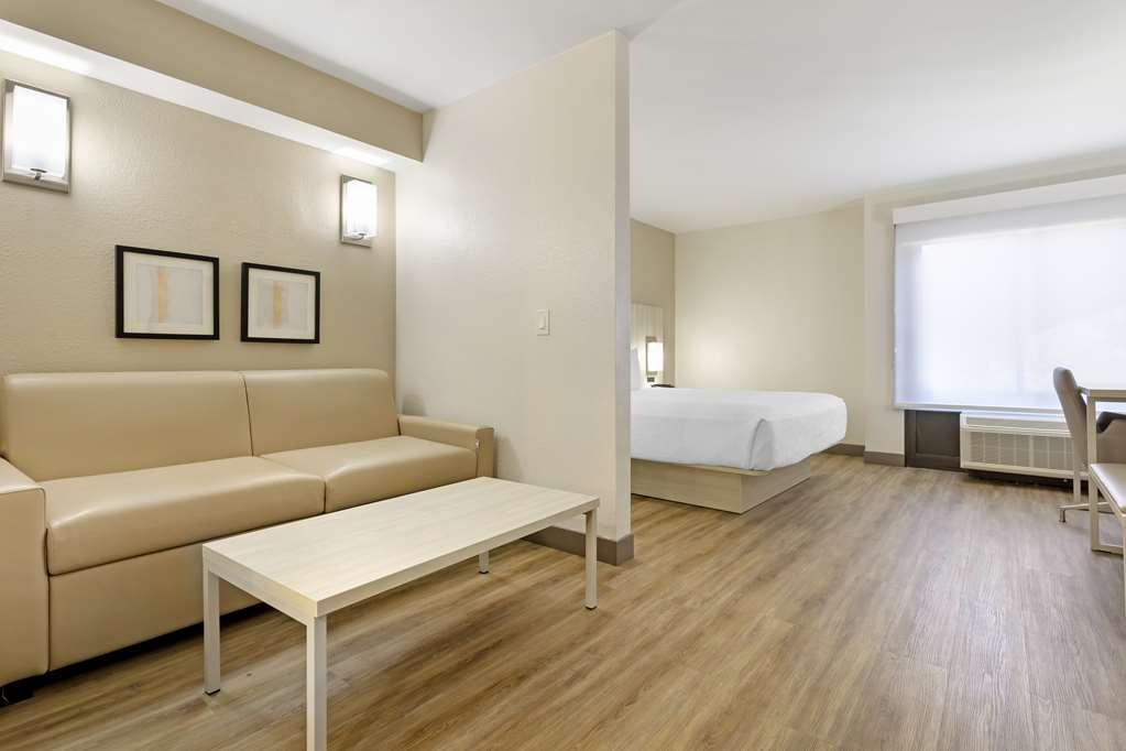 Best Western Plus Sugar Land/Stafford Room photo